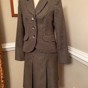 ISABEL & NINA 2-PC SKIRT SUIT SIZE 8 COLOR:  GREEN/TAN/BLACK